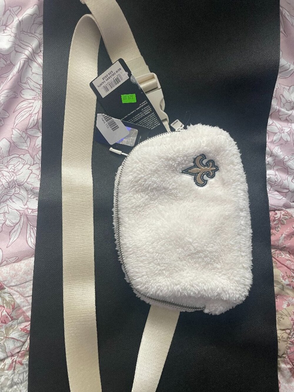 saints sherpa bag